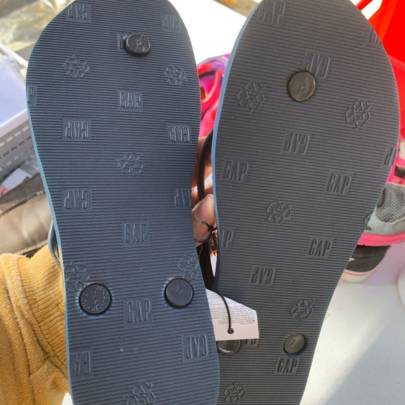 GAP Womens Blue Flip Flops size 9 NWT - Picture 3 of 3